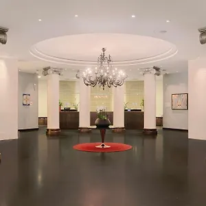 4* Otel Nh