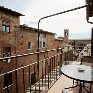 Bed & Breakfast In Centro - Diffuso, Siena
